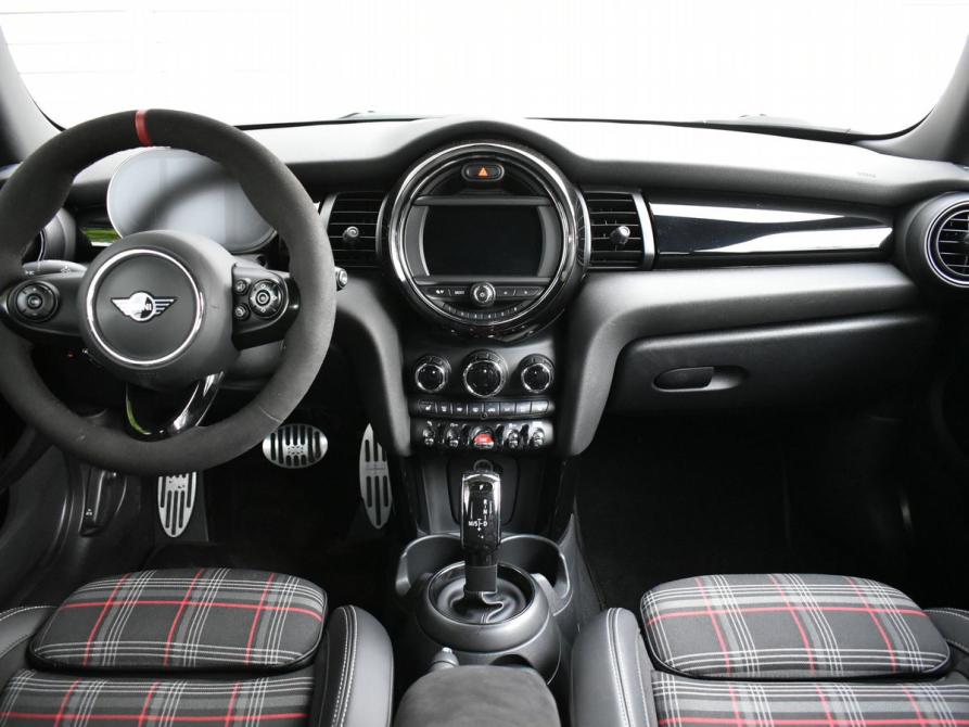 Mini Hatch III (F55/F56) Рестайлинг Москва  - изображение 10
