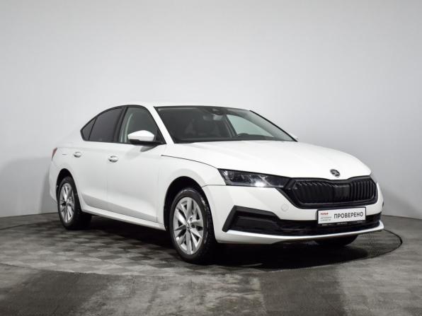 Skoda Octavia IV (A8) с пробегом 2022 года, цена 1 999 990 рублей, 79701 км, лифтбек, Автокод Объявления