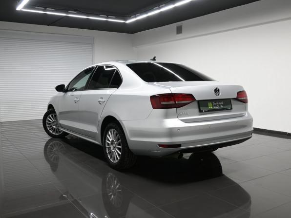 Volkswagen Jetta VI Рестайлинг с пробегом 2018 года, цена 1 650 000 рублей, 66321 км, седан, Автокод Объявления