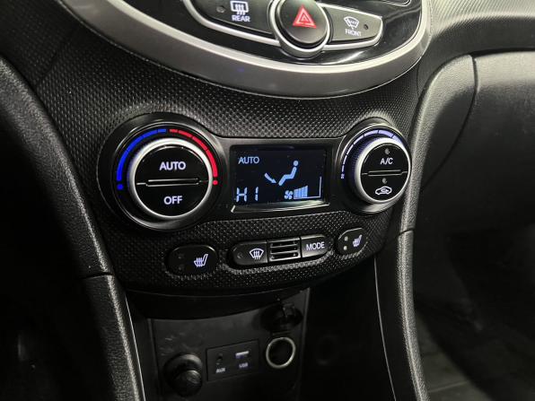 Hyundai Solaris I Рестайлинг с пробегом 2015 года, цена 929 000 рублей, 188237 км, седан, Автокод Объявления