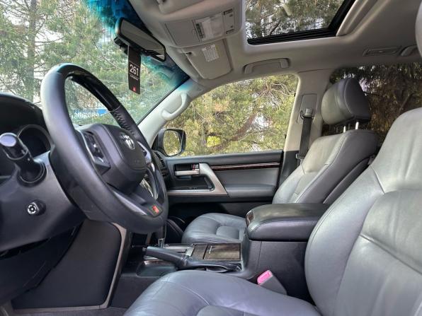 Toyota Land Cruiser 200 Series с пробегом 2008 года, цена 2 950 000 рублей, 272300 км, внедорожник, Автокод Объявления