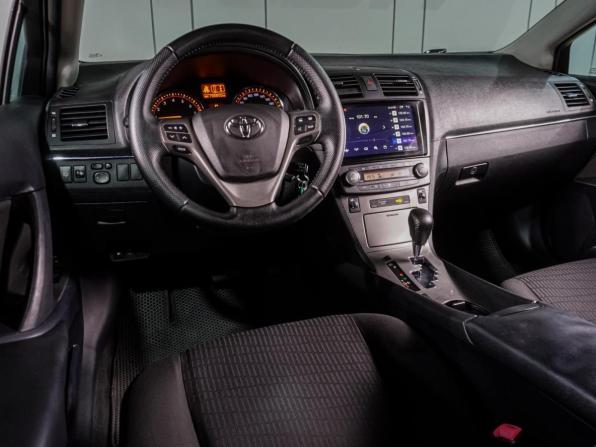 Toyota Avensis III с пробегом 2010 года, цена 1 099 000 рублей, 198850 км, универсал, Автокод Объявления