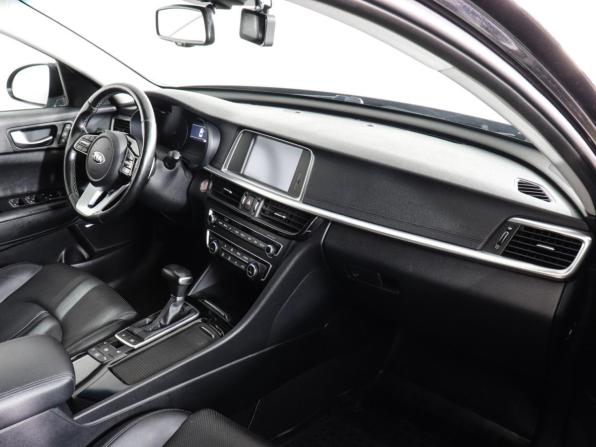 Kia Optima IV Рестайлинг с пробегом 2019 года, цена 2 079 000 рублей, 102598 км, седан, Автокод Объявления