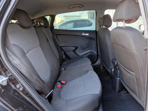 Hyundai Solaris I с пробегом 2013 года, цена 607 000 рублей, 236827 км, хэтчбек, Автокод Объявления