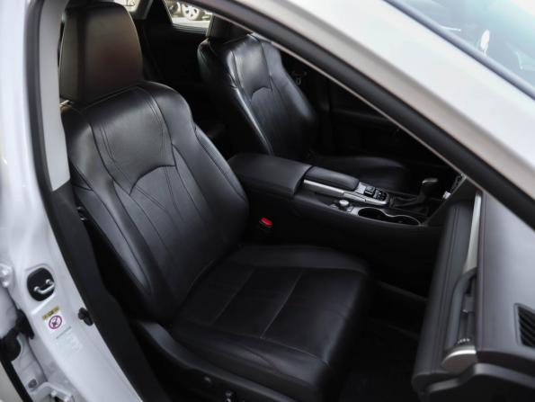 Lexus RX IV с пробегом 2016 года, цена 3 049 000 рублей, 214366 км, внедорожник, Автокод Объявления