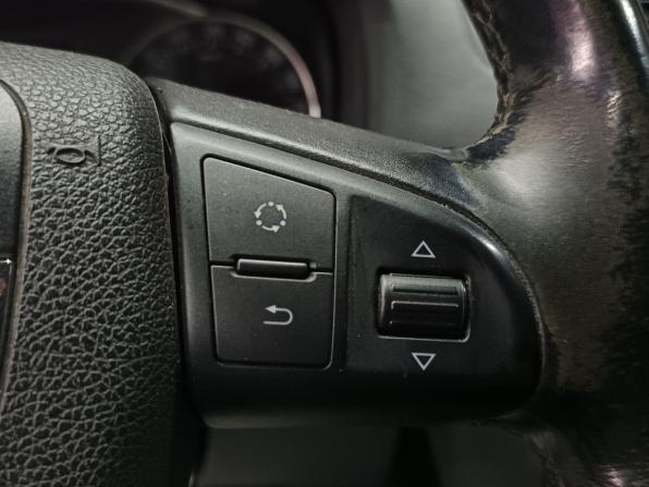 Skoda Octavia II (A5) Рестайлинг с пробегом 2012 года, цена 950 000 рублей, 163871 км, лифтбек, Автокод Объявления