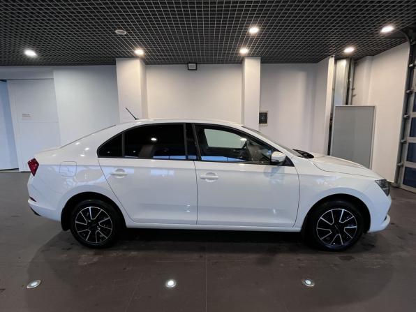 Skoda Rapid II с пробегом 2020 года, цена 1 500 000 рублей, 62802 км, лифтбек, Автокод Объявления