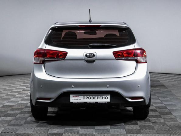 Kia Rio III Рестайлинг с пробегом 2015 года, цена 979 000 рублей, 114732 км, хэтчбек, Автокод Объявления