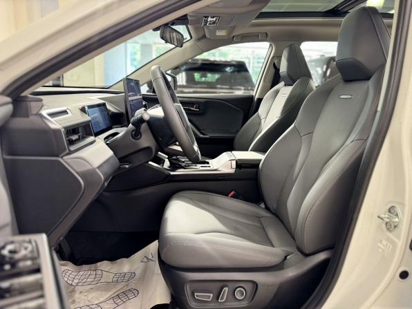 Toyota RAV4 VI (XA60) с пробегом 2026 года, цена 4 250 000 рублей, 120 км, внедорожник, Автокод Объявления