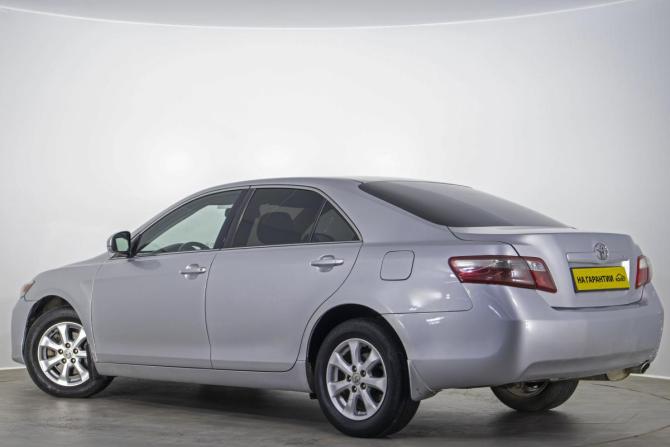 Toyota Camry VI (XV40) Рестайлинг с пробегом 2010 года, цена 999 000 рублей, 335224 км, седан, Автокод Объявления