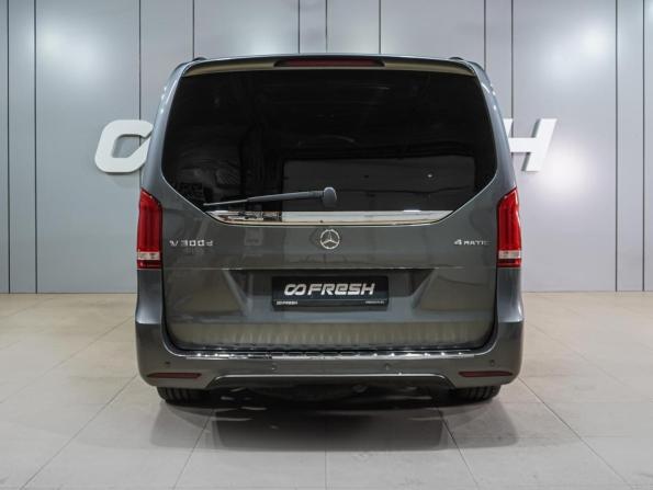 Mercedes-Benz V-Класс III (W447) Рестайлинг с пробегом 2019 года, цена 4 999 000 рублей, 131297 км, минивэн, Автокод Объявления