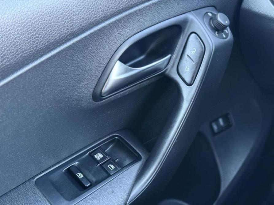 Volkswagen Polo V Рестайлинг Курск  - изображение 14