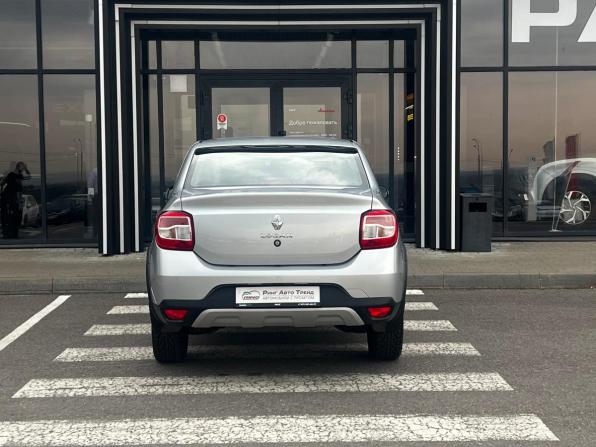 Renault Logan II Рестайлинг с пробегом 2021 года, цена 1 322 000 рублей, 33000 км, седан, Автокод Объявления
