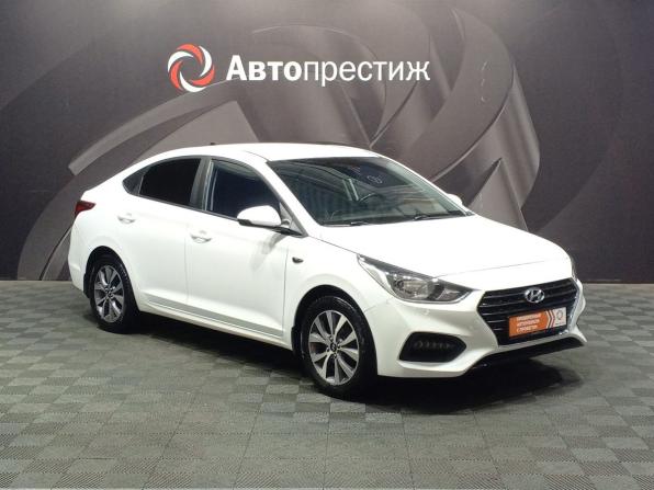 Hyundai Solaris I Рестайлинг с пробегом 2017 года, цена 1 230 000 рублей, 148000 км, седан, Автокод Объявления