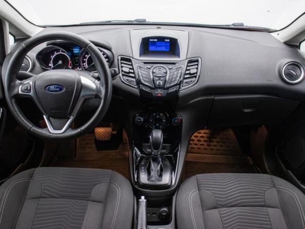Ford Fiesta Mk6 Рестайлинг с пробегом 2016 года, цена 789 000 рублей, 165521 км, хэтчбек, Автокод Объявления