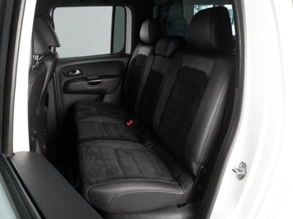 Volkswagen Amarok I Рестайлинг с пробегом 2018 года, цена 3 798 000 рублей, 221873 км, offers.body_type.unknown, Автокод Объявления