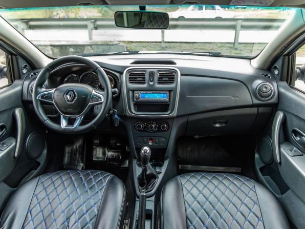 Renault Logan II Рестайлинг с пробегом 2019 года, цена 678 000 рублей, 152152 км, седан, Автокод Объявления