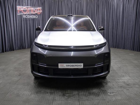 Li Auto (Lixiang) L7 I Рестайлинг с пробегом 2024 года, цена 7 398 000 рублей, 3146 км, внедорожник, Автокод Объявления