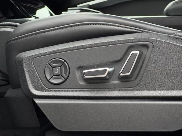 Audi e-tron Sportback I с пробегом 2022 года, цена 4 890 000 рублей, 15927 км, внедорожник, Автокод Объявления