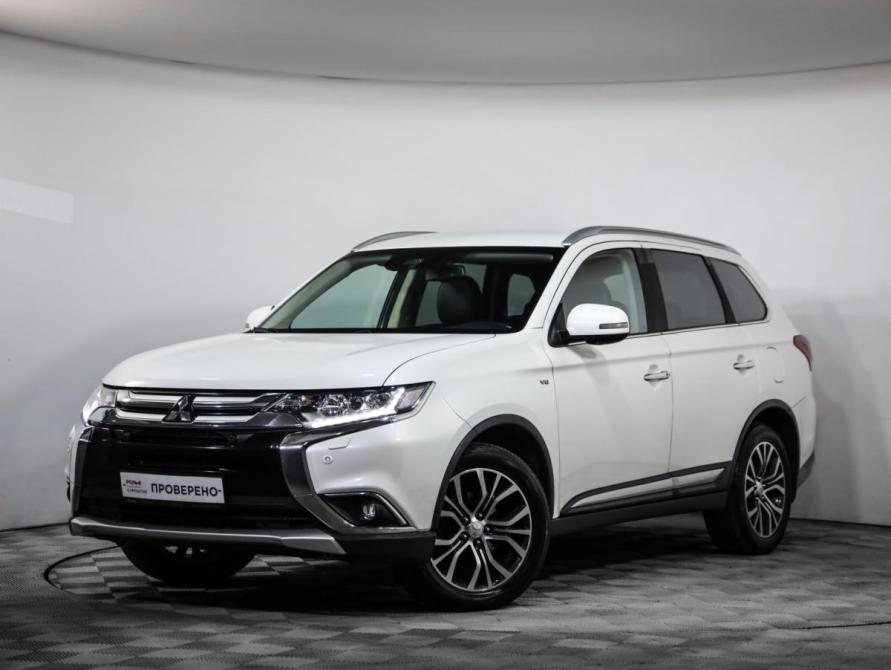 Mitsubishi Outlander III Рестайлинг 2 Санкт-Петербург  - изображение 1