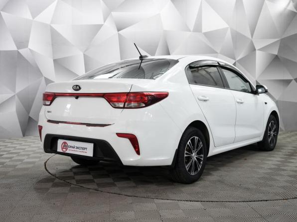 Kia Rio IV с пробегом 2018 года, цена 1 164 000 рублей, 133356 км, седан, Автокод Объявления