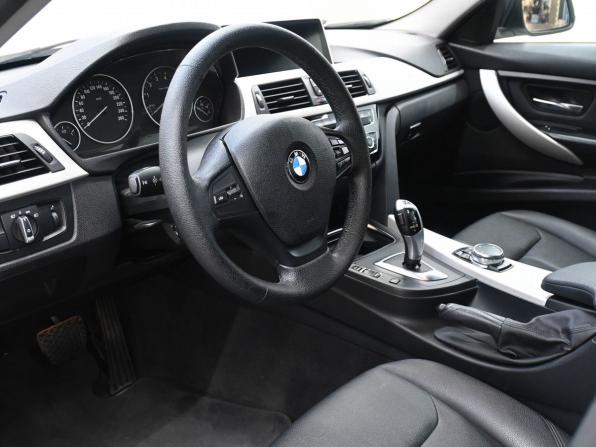 BMW 3 серии VI (F3x) Рестайлинг с пробегом 2015 года, цена 1 929 900 рублей, 95124 км, седан, Автокод Объявления