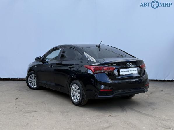 Hyundai Solaris II с пробегом 2017 года, цена 1 075 000 рублей, 160642 км, седан, Автокод Объявления