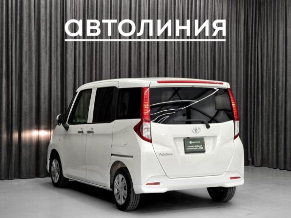 Toyota Roomy I Рестайлинг с пробегом 2021 года, цена 1 040 000 рублей, 103000 км, минивэн, Автокод Объявления