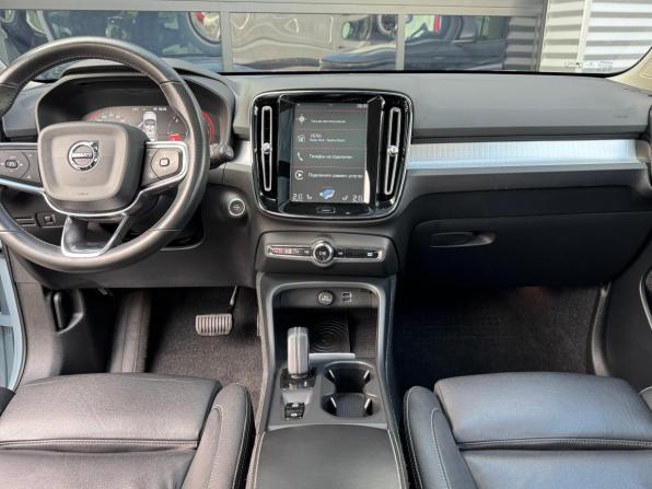 Volvo XC40 I с пробегом 2018 года, цена 3 150 000 рублей, 96359 км, внедорожник, Автокод Объявления