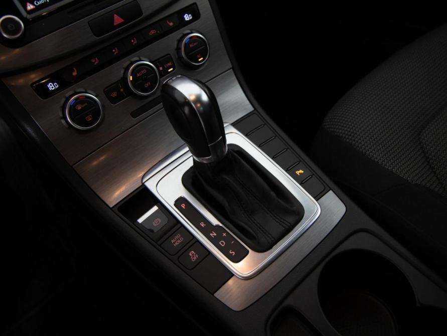Volkswagen Passat B7 Санкт-Петербург  - изображение 14