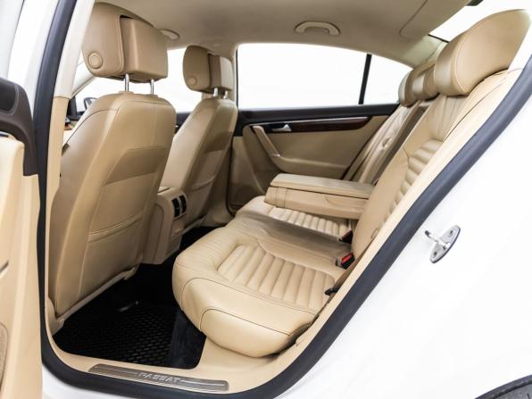 Volkswagen Passat B7 с пробегом 2012 года, цена 1 178 000 рублей, 191771 км, седан, Автокод Объявления