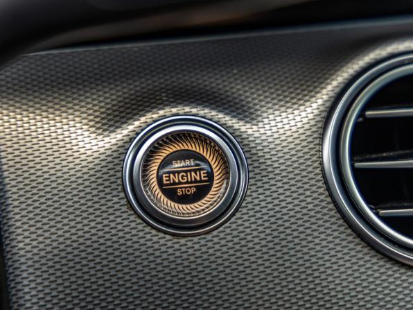 Mercedes-Benz E-Класс V (W213 S213 C238) с пробегом 2016 года, цена 2 258 000 рублей, 266617 км, седан, Автокод Объявления
