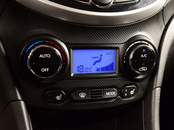 Hyundai Solaris I с пробегом 2011 года, цена 949 995 рублей, 140472 км, седан, Автокод Объявления