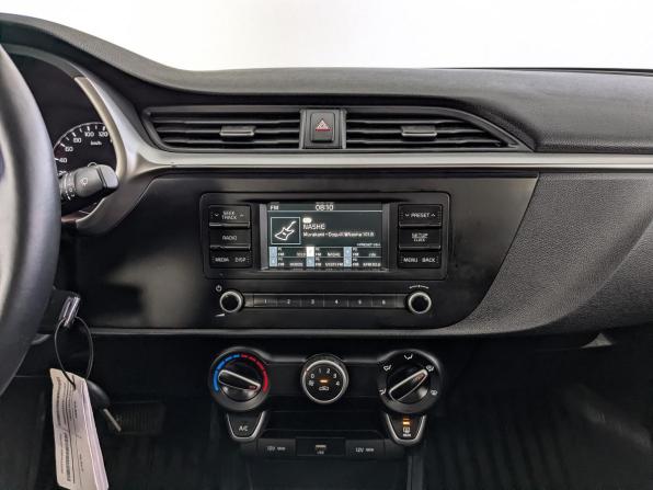Kia Rio IV Рестайлинг с пробегом 2021 года, цена 1 540 000 рублей, 91232 км, седан, Автокод Объявления