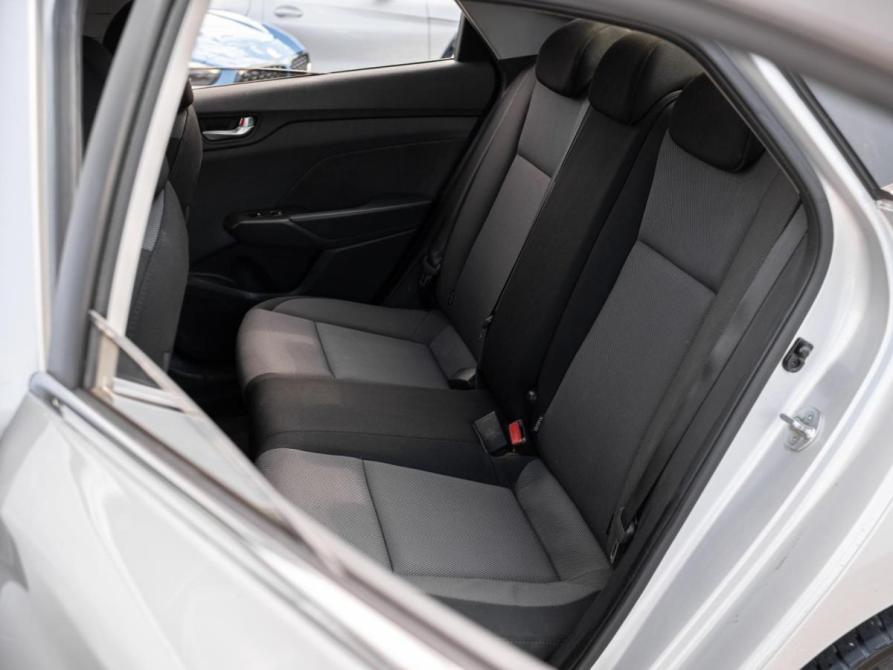 Hyundai Solaris II Сочи  - изображение 9