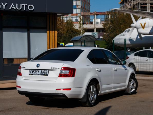 Skoda Octavia III (A7) с пробегом 2015 года, цена 1 120 000 рублей, 218644 км, лифтбек, Автокод Объявления