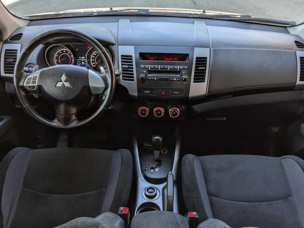 Mitsubishi Outlander II Рестайлинг с пробегом 2011 года, цена 1 594 900 рублей, 155000 км, внедорожник, Автокод Объявления
