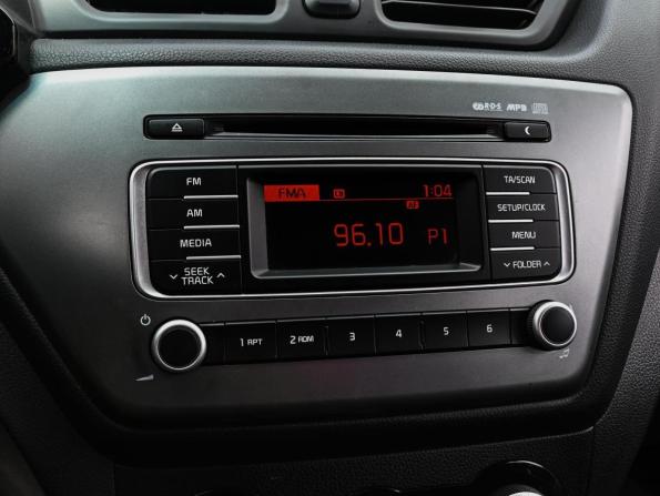 Kia Rio III Рестайлинг с пробегом 2016 года, цена 1 055 000 рублей, 110794 км, седан, Автокод Объявления