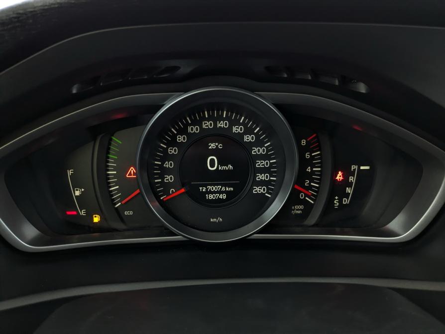 Volvo V40 Cross Country I Москва  - изображение 13