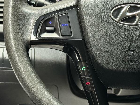Hyundai Solaris I Рестайлинг с пробегом 2015 года, цена 699 000 рублей, 199000 км, седан, Автокод Объявления