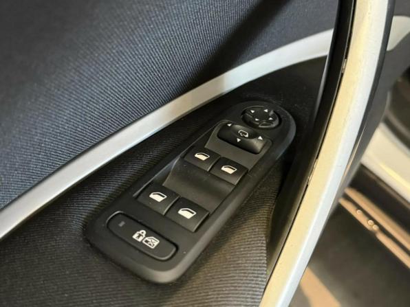 Citroen C5 II с пробегом 2012 года, цена 965 000 рублей, 59491 км, седан, Автокод Объявления