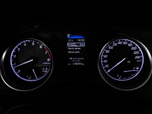 Toyota Camry VIII (XV70) с пробегом 2020 года, цена 2 199 000 рублей, 178790 км, седан, Автокод Объявления
