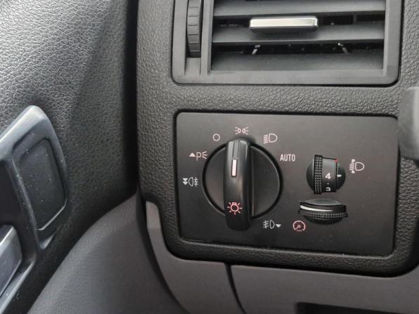 Ford C-MAX I Рестайлинг с пробегом 2008 года, цена 399 000 рублей, 264875 км, минивэн, Автокод Объявления