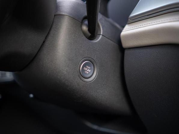 Volkswagen ID.6 с пробегом 2022 года, цена 3 699 000 рублей, 57205 км, внедорожник, Автокод Объявления