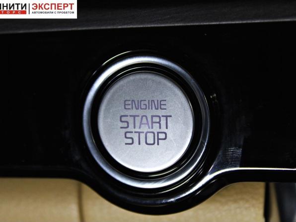 Kia Carnival IV с пробегом 2022 года, цена 3 597 000 рублей, 119376 км, минивэн, Автокод Объявления