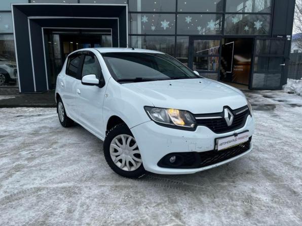 Renault Sandero II с пробегом 2017 года, цена 880 000 рублей, 116000 км, хэтчбек, Автокод Объявления