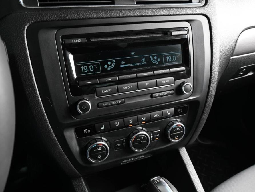 Volkswagen Jetta VI Ростов-на-Дону  - изображение 13
