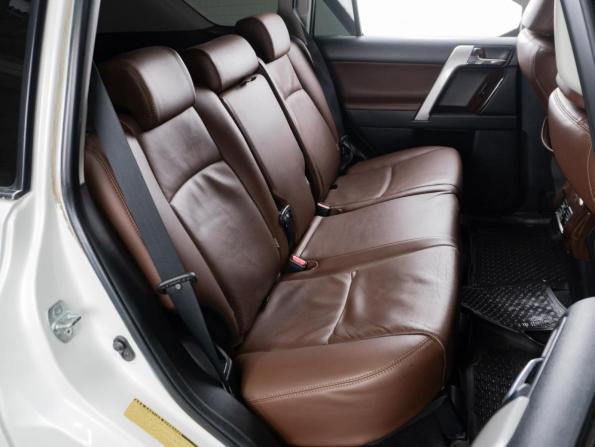 Toyota Land Cruiser Prado 150 Series Рестайлинг 1 с пробегом 2014 года, цена 3 399 000 рублей, 227053 км, внедорожник, Автокод Объявления