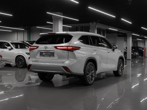 Toyota Highlander IV (XU70) с пробегом 2026 года, цена 5 440 000 рублей, 17 км, внедорожник, Автокод Объявления