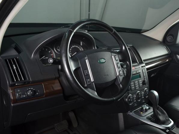 Land Rover Freelander II Рестайлинг с пробегом 2011 года, цена 1 344 997 рублей, 330923 км, внедорожник, Автокод Объявления